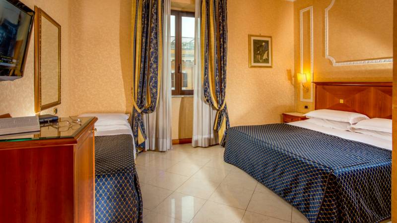 9-hotel-amalia-rome